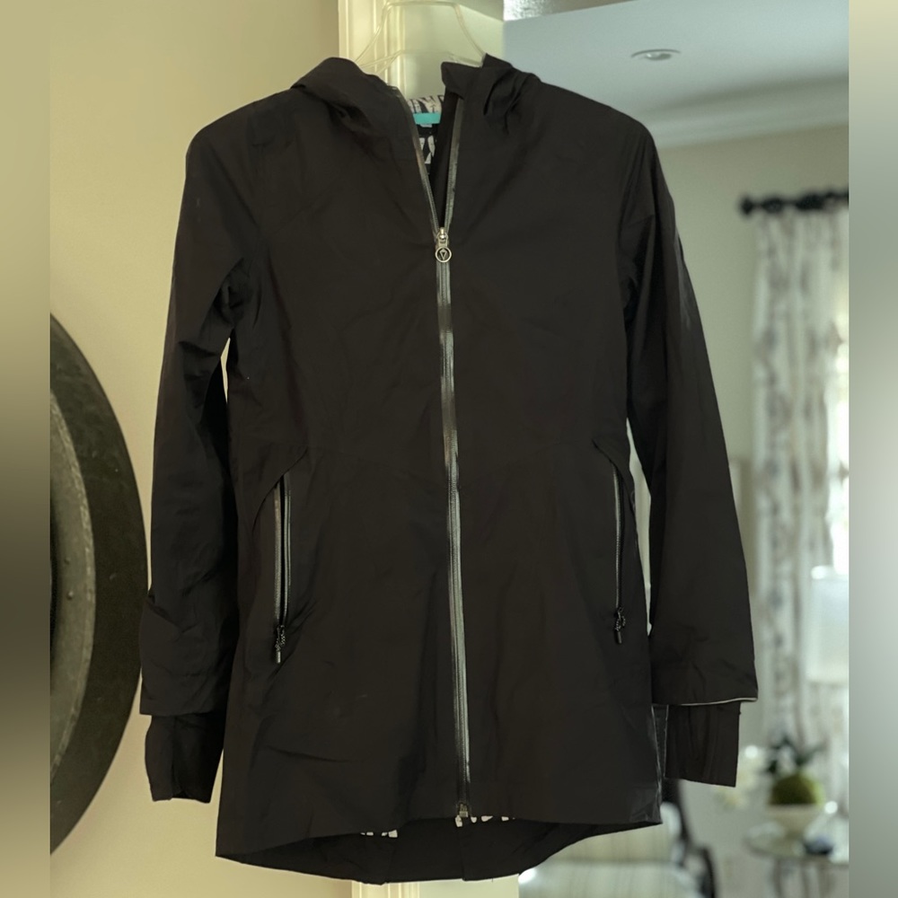 Ivivva Black Windbreaker Jacket Size 10